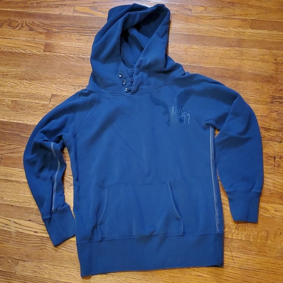 AEO sweatshirt - Picture 2 of 5